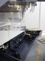 Centre d'usinage CNC VMC robuste WF-855 BT40 Système VMC640