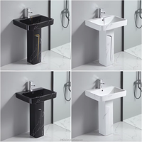Ensemble de base de toilettes en céramique intégrée moderne, équipement sanitaire à double chasse pour villa, design à siphon en P, vente en gros depuis le Guangdong