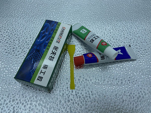 Colle époxy résistante à la chaleur à la température de prix usine pour souder l'aluminium, l'acier et l'artisanat de bricolage, le caoutchouc, le <span class=keywords><strong>plastique</strong></span> - Product Image 5