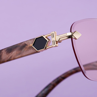 Lunettes de soleil photochromiques anti-lumière bleue UV400 sans monture, style œil de chat, avec logo personnalisé Partagas Fashion Designer pour femmes.