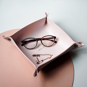 Plateau de rangement pliable en cuir PU avec logo personnalisé pour la maison, accessoires de rangement pour clés, plateau de rangement pour armoire à chaussures, plateau de rangement pour objets de chevet, plateau de service - Product Image 5