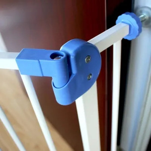 Barrière de sécurité pour bébé à fermeture automatique Taizhou, pour escaliers, couloirs et portes, en métal, produits pour bébés les plus vendus - Product Image 5