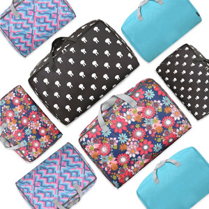 Bolsa de Almacenamiento de Ropa Acolchada con Apertura Lateral y Logotipo Personalizado - Product Image 6