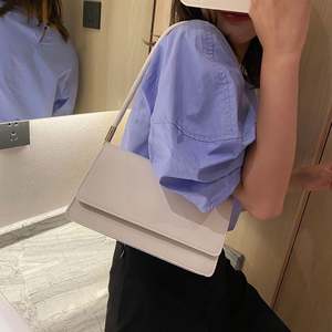 Bolsos y Carteras de Mujer al por Mayor de Fábrica, Bolsos Cruzados de Color Sólido Económicos para Mujer, Bolsos Bandolera de Hombro para Mujer - Product Image 5