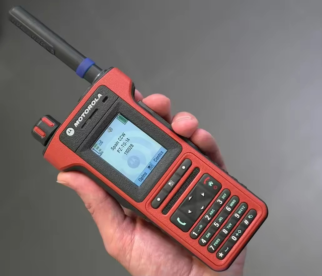 Motorola Mtp8550ex Handheld Two-Ways Radio  GPS ATEX MTP8500ex 350-470MHz Radio Digital Portable Radio Explosion-proof