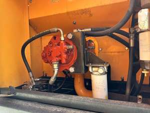 Excavatrice d'occasion HYUNDAI 220LC-9S 20 tonnes, prête à l'emploi, 215-7 225LC-9S, haute qualité en stock - Product Image 3