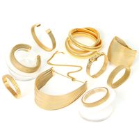 18K Or Dubaï Bracelet Moyen-Orient Énorme Large Manchette Bracelet Femmes En Acier Inoxydable Bracelet Extensible Arabie Saoudite Printemps Maille Bracelet