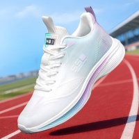Chaussures de course d'extérieur Saucony haut de gamme, absorption des chocs, résistantes à l'usure, semelle épaisse, baskets Saucony 9 argentées