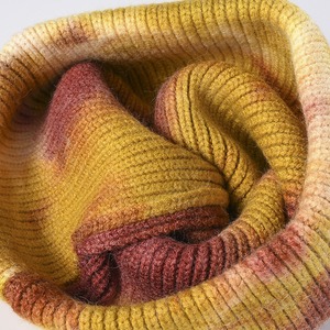 Alla moda Tie Dye cappello in maglia a LED realizzato in fabbrica per il freddo sport all'aria aperta USB leggero berretto invernale con logo personalizzato cappuccio ricamato - Product Image 3