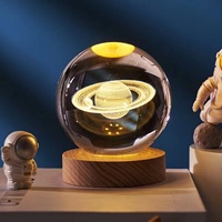 Lampe de nuit en cristal avec base en bois personnalisée, gravée au laser 3D, motif univers