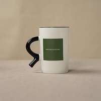 Autocollant personnalisé en vinyle imperméable avec logo doré, étiquette de carrelage, étiquette de pneu, étiquette synthétique pour bouteille, autocollants de produits, étiquette adhésive en papier