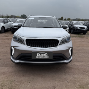 Geely Livan X3 Pro 1.5L MT, SUV pequeño plateado, volante a la izquierda, 5 asientos, NUEVO. - Product Image 1