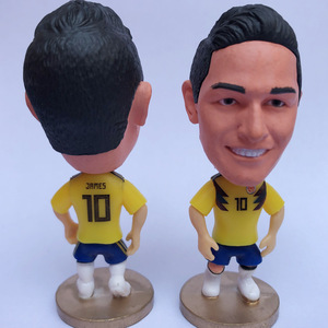 Figuras Coleccionables de Estrellas del Fútbol DAMAI, Modelos de Messi, Ronaldo, Beckham, Neymar, Adornos, Recuerdos para Fanáticos del Deporte - Product Image 5