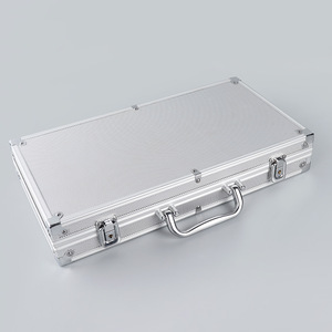 Valeur infinie 200 Texas Hold'Em Baccarat <span class=keywords><strong>Poker</strong></span> <span class=keywords><strong>jetons</strong></span> et plateau ensemble boîtier en aluminium Portable haute qualité jeu de <span class=keywords><strong>jetons</strong></span> - Product Image 5