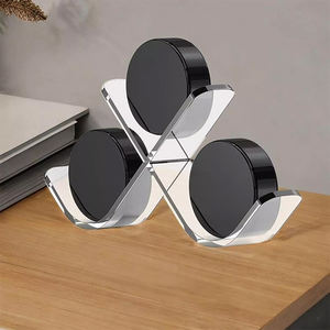 Présentoir en acrylique personnalisé en usine pour organisateur de rondelles de golf et de tennis de hockey et support de rondelle décoratif sur étagère - Product Image 1