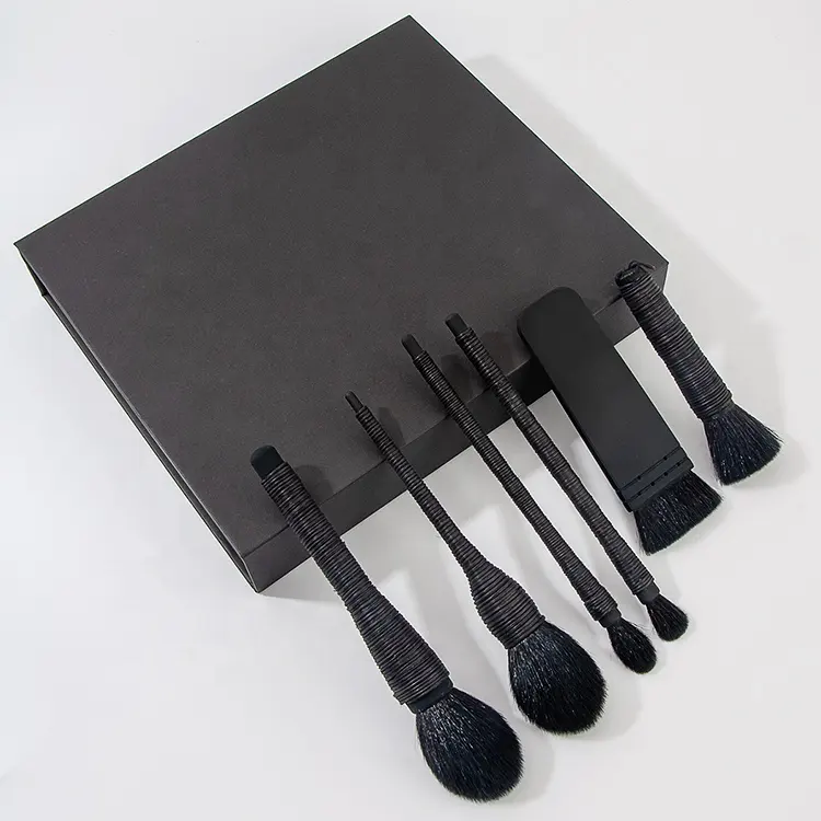 Creative 6pcs high quality ultra soft goat hair portable travel wear beauty makeup brush cover assembly makeup box