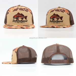 Gorra Trucker de Pesca con 7 Paneles, Diseño de Camuflaje, Bordado de Pez Rojo, Ajustable con Cierre a Presión, Personalizable OEM - Product Image 3