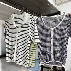 T-shirt da donna usate all'ingrosso per autunno inverno, in misto poliestere/cotone, colori assortiti, abbigliamento usato alla moda per negozi. - Product Image 5