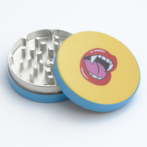 Cannacoast Broyeur d'herbes sèches manuel en métal biodégradable 3-4 couches Double moulin à herbes avec accessoire d'impression de logo moderne - Product Image 6