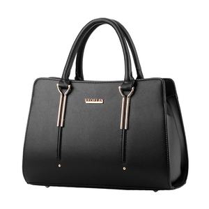 Dulce señora nueva <span class=keywords><strong>moda</strong></span> bandolera bolso de hombro Casual una pieza media luna cuadrado cuero cierre de cremallera cadena poliéster - Product Image 1