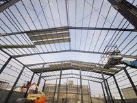 Bâtiment préfabriqué pour écurie de chevaux, atelier, structure en acier, hangar équestre, parc équestre, manège couvert