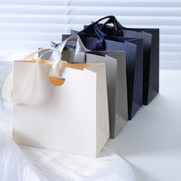 Emballage de bonbons de mariage, sacs cadeaux en papier couché de luxe personnalisés, poignées en ruban, matériaux recyclés, impression offset pour la fabrication de bougies