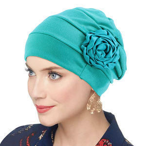 Mode coloré femmes <span class=keywords><strong>chimio</strong></span> Cap <span class=keywords><strong>Turban</strong></span> chapeaux <span class=keywords><strong>pas</strong></span> <span class=keywords><strong>cher</strong></span> église chapeau vente plaine unique fleur bonnet - Product Image 1