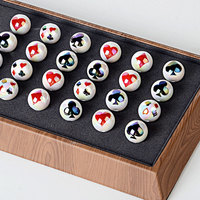 Cartes de poker en acrylique noir et rouge à motif prune de 16 mm, impression double face, perles de couleurs mélangées pour chaîne de téléphone portable et porte-clés DIY
