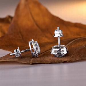 Pendientes de Flor con Halo Redondo de Moissanita Brillante y Moderno, Plata de Ley 925 con Baño de Rodio, Elegantes para Bodas, Fiestas y Uso Diario - Product Image 4