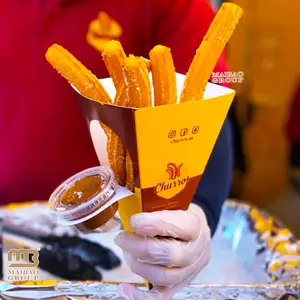 Tek kullanımlık kağıt Churros ambalaj kutusu krep tutucu patates kızartması V şekli alt koni dondurma tutucu, koni kutusu Churros için