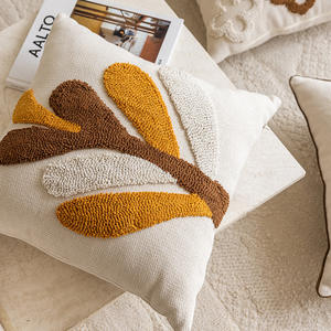 Housse de coussin carrée en velours brodé style nordique, multicolore, pour salon, avec motif feuilles d'automne 4545 - Product Image 3