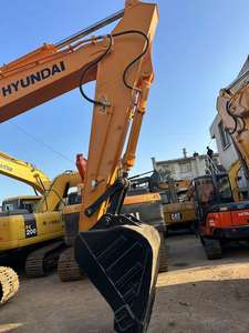 Offre Spéciale : Excavatrice Hyundai 220LC-9S d'occasion, peinture d'origine, moteur puissant, pompe et boîte de vitesses pour le terrassement - Product Image 3