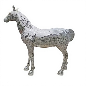 Modelos de Animales de Fibra de Vidrio Hechos a Mano, Realistas y Artificiales, Estatua de Caballo con Espejo de Mosaico, Escultura de Caballo de Tamaño Real, Estilo Pop Art - Product Image 1