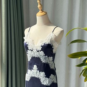 Vestido de satén de seda con encaje francés exquisito para mujer, elegante, de lujo, con cuello en V, estilo vintage, hasta la rodilla, natural, para verano. - Product Image 4