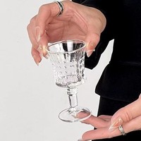 Verre à liqueur sculpté de style européen vintage en verre sodocalcique, verre à shot, verre à dessert, verre à vin, coupe à Baijiu, spiritueux importés