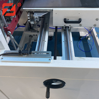 Machine à emballer verticale électrique professionnelle pour le boîtier d'emballage alimentaire sec de grains de café de collations et peut sceller l'entraînement du moteur