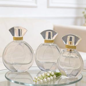 Juego de Botellas de Perfume al por Mayor con Cuello de 15 mm, Frasco de Vidrio Transparente con Atomizador, <span class=keywords><strong>Kit</strong></span> de Botellas de Vidrio Recargables Transparentes para Cosméticos - Product Image 4