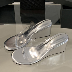 Women's Temperament Open-toe Flat Flip-flops with Short Skirt Waterproof Beach <b>Shoes</b> Summer New Yoga slippers - Product Image 6