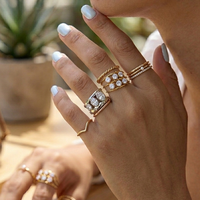 Bague ouverte triple couche plaquée or 18 carats BinShuo pour femme, avec zircon blanc rond coulissant, ajustable, cadeau