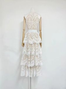 Robe de mariée décontractée Bettergirl A11815 avec <span class=keywords><strong>tissu</strong></span> brodé hydrosoluble, motif uni, design ajouré, pour l'automne et le quotidien - Product Image 4