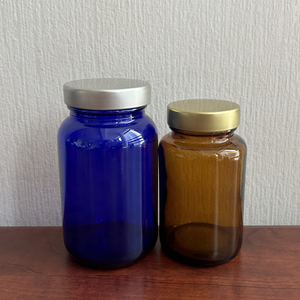 Bottiglia in Vetro Ambrato Satinato da 150 ml e 250 ml per Integratori, Etichetta Privata, Contenitore per Pillole e Polveri con Tappo Dorato - Product Image 6