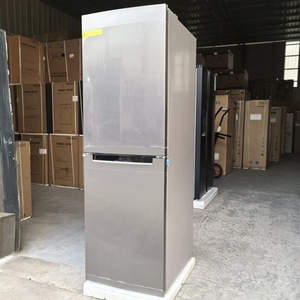 Réfrigérateur à double <span class=keywords><strong>porte</strong></span> de 230 L avec fonctions d'économie d'énergie et sans givre pour un usage domestique avec fonction de dégivrage <span class=keywords><strong>automatique</strong></span> - Product Image 3