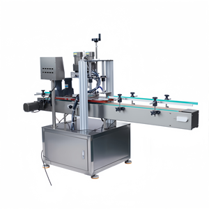 Chaîne de production entièrement automatique et multifonctionnelle pour le remplissage de bouteilles cosmétiques en PET, incluant le capsulage, l'étiquetage, le convoyeur et le moteur principal. - Product Image 3