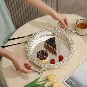 Bandeja de fruta redonda de lujo europea con asa Exhibición de fruta elegante y almacenamiento de alimentos para fiestas para decoración del hogar - Product Image 6