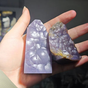 Tour de chalcedoine botryoïdale en agate de raisin violet de haute qualité en gros pour la décoration de bureau à domicile, cadeaux d'anniversaire - Product Image 1
