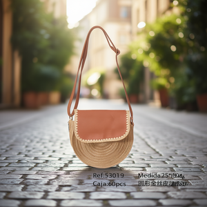 Borsa a Tracolla Rotonda in Pelle con Filo Metallico Dorato 25x8cm, Borsa da Donna - Product Image 3