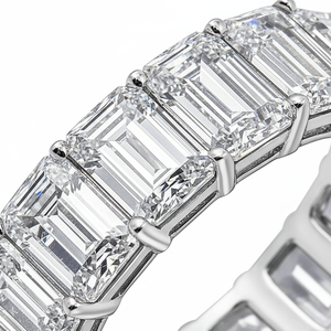 Anillo de Eternidad con Moissanita Corte Esmeralda y Múltiples Piedras, Joyería de Boda para Mujer - Product Image 4