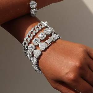 Europa nuevas pulseras 4 juegos hip-hop cadena cubana cuadrilátero prismático diamante-incrustaciones joyería de mano de las mujeres al por mayor - Product Image 1
