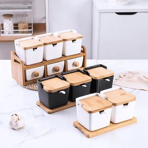 Tarros de cerámica cuadrados para condimentos, creativo, de madera de bambú, conjunto para el hogar, venta directa de fábrica - Product Image 1