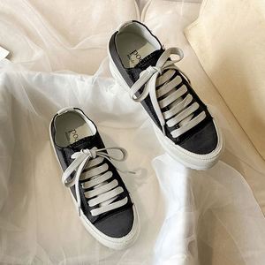 Zapatillas Blancas para Mujer con Suela Gruesa y Plataforma Integrada en el Talón, Zapatos de Moda de Satén para Primavera y Otoño - Product Image 5